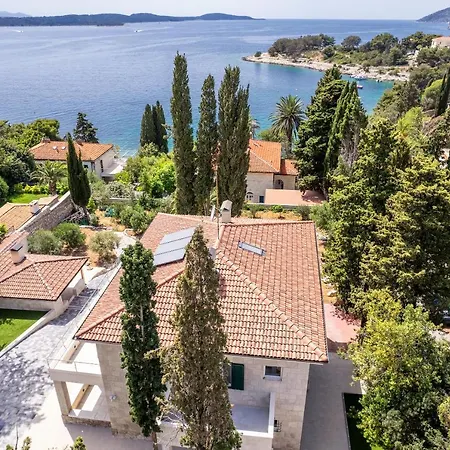 Bozic Hvar Vila *
