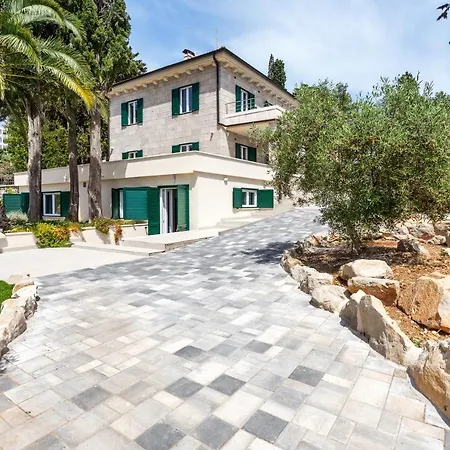 Вилла Bozic Hvar *